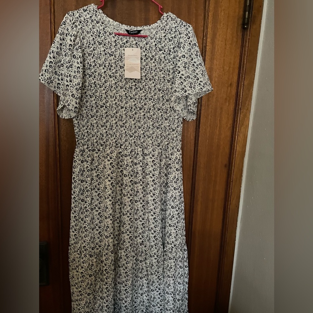 NWT Black & White Maternity Maxi Dress